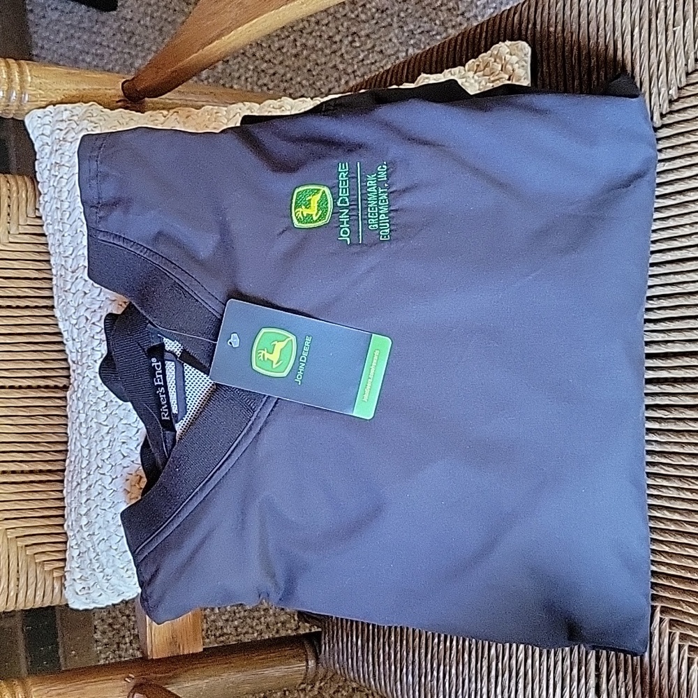River's End, John Deere, windshirt, size M